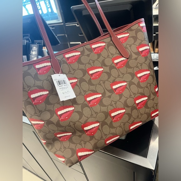 NWT Coach Outlet Coach X Tom Wesselmann City Tote In Signature Canvas - Picture 4 of 7